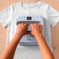 cricut™ Joy Xtra Smart Iron-On Aufbügelfolie rot 24,1 x 60,9 cm,  1 Rolle