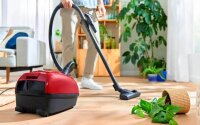 BOSCH Serie 4 BGD38RD1H Staubsauger 600 W