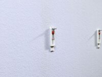 tesa Klebeschraube für max. 1,0 kg, 2,4 x 6,4 cm, 2 St.