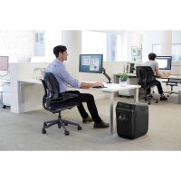Fellowes AutoMax 200M Aktenvernichter mit Partikelschnitt P-5, 2 x 14 mm, bis 200 Blatt, schwarz