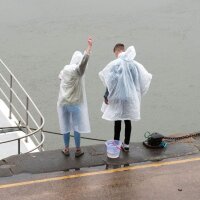relaxdays unisex Einweg-Regenponcho transparent Einheitsgröße 20 St.
