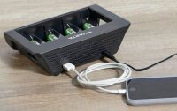 VARTA LCD UNIVERSAL CHARGER+ Akku-Ladegerät