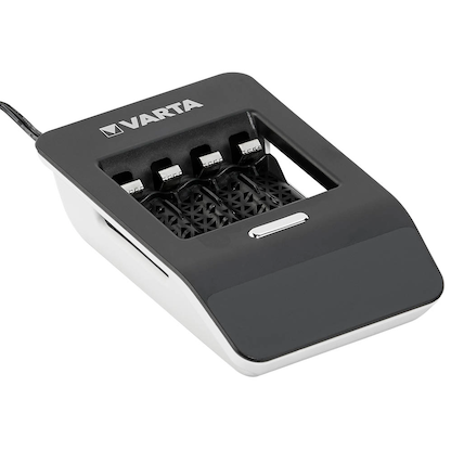 VARTA LCD ULTRA FAST CHARGER+ Akku-Schnellladegerät inkl. Akkus