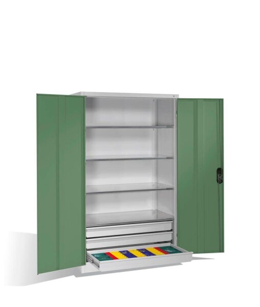 CP Stahlschrank 8932-503 S10244 lichtgrau, rededagrün 4 Fachböden 120,0 x 60,0 x 195,0 cm, aufgebaut, 1 St.