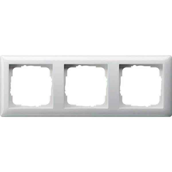 GIRA  3-fach Steckdosenrahmen weiß 22,3 x 8,1 cm, 1 St.