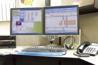 ergotron Monitor-Halterung LX Dual Side-by-Side 45-245-026 silber für 2 Monitore, Tischklemme, Tischbohrung