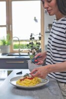 GARDENA FreshCut mit Kräuterschildern Gartenschere