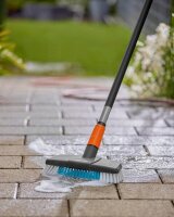 GARDENA Waschbürste für wasserführenden Stiel Cleansystem hard