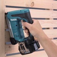 makita DST221RTJ Akku-Tacker 18,0 V, mit 2 Akkus