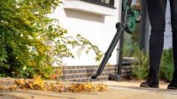 AKTION: BOSCH Home & Garden UniversalLeafBlower 18V-130 Akku-Laubbläser 18,0 V, ohne Akku mit Prämie nach Registrierung