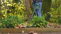 AKTION: BOSCH Home & Garden UniversalLeafBlower 18V-130 Akku-Laubbläser 18,0 V, ohne Akku mit Prämie nach Registrierung