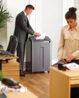 Fellowes Powershred 425i Aktenvernichter mit Streifenschnitt P-2, 5,8 mm, bis 38 Blatt, schwarz