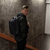 WENGER Rucksack City Traveler Kunstfaser schwarz 16,0 l, erweiterbarer Stauraum: 24,0 l