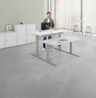 HAMMERBACHER XMKA12 elektrisch höhenverstellbarer Schreibtisch buche rechteckig, C-Fuß-Gestell silber 120,0 x 80,0 cm