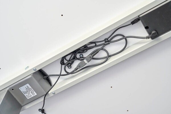 HAMMERBACHER XDKB12 elektrisch höhenverstellbarer Schreibtisch buche rechteckig, C-Fuß-Gestell silber 120,0 x 80,0 cm