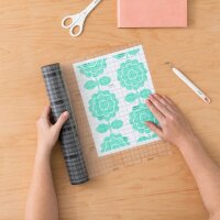 cricut™ Transferklebeband ohne Trägerfolie für Vinylfolien 33,0 cm x 4,5 m,  1 Rolle